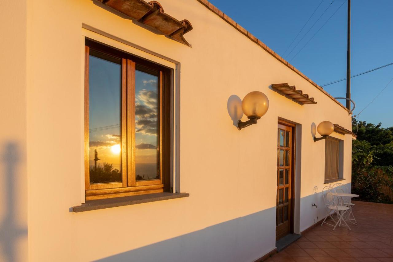 Villa Aurora Pool & Fitness Анакапри Екстериор снимка